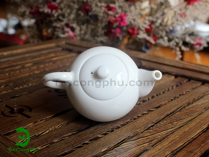 Ấm Sứ Sơn Thủy - A047
