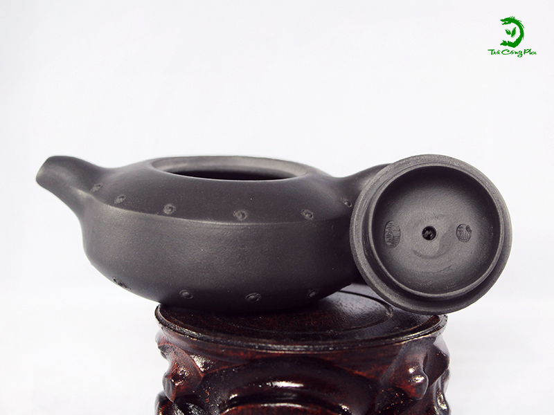 ấm đất pha trà tử sa