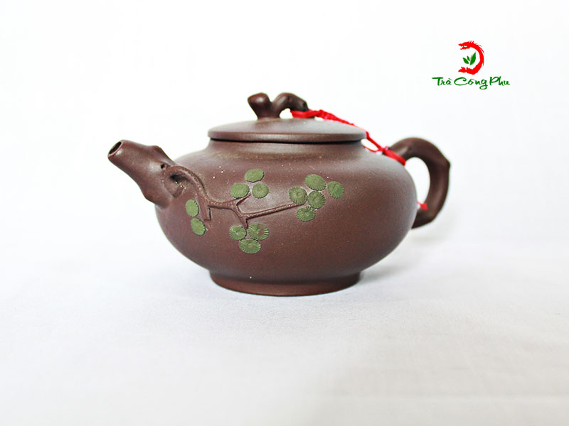 ấm tử sa cây tùng