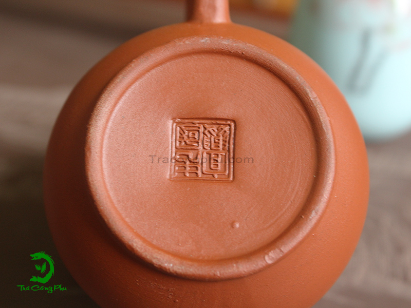 Ấm tử sa Thủy bình