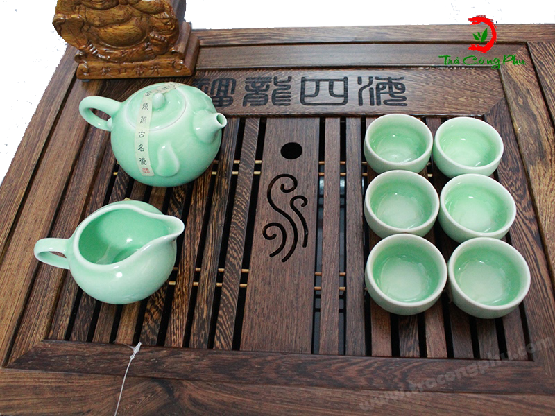 bàn trà gỗ nhã tư