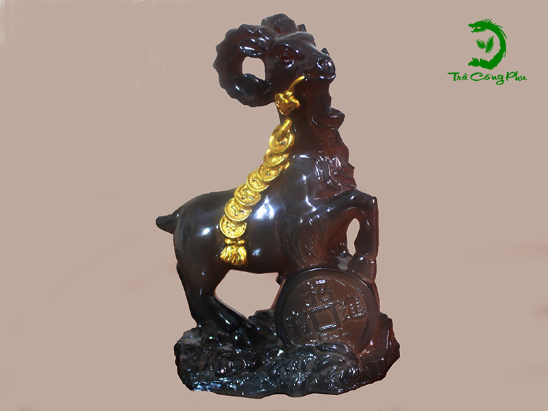 Dê sứ đổi màu